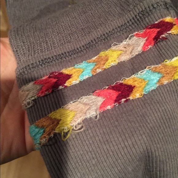 ♥️Free People Embroidered Henley M Make an offer - Picture 7 of 11